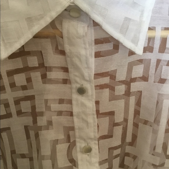 Gorgeous new plus size one of a kind blouse - Picture 3 of 7